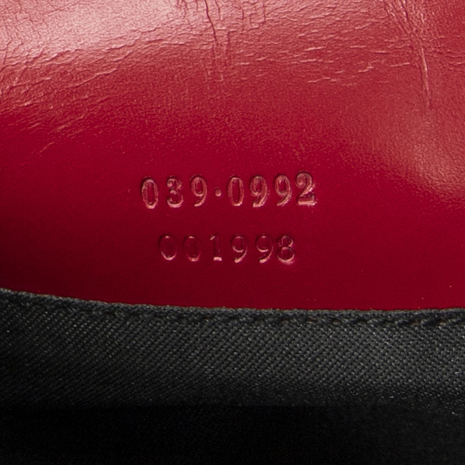  GUCCI グッチ折りたたみポーチ赤GGキャンバスA その他 バッグ