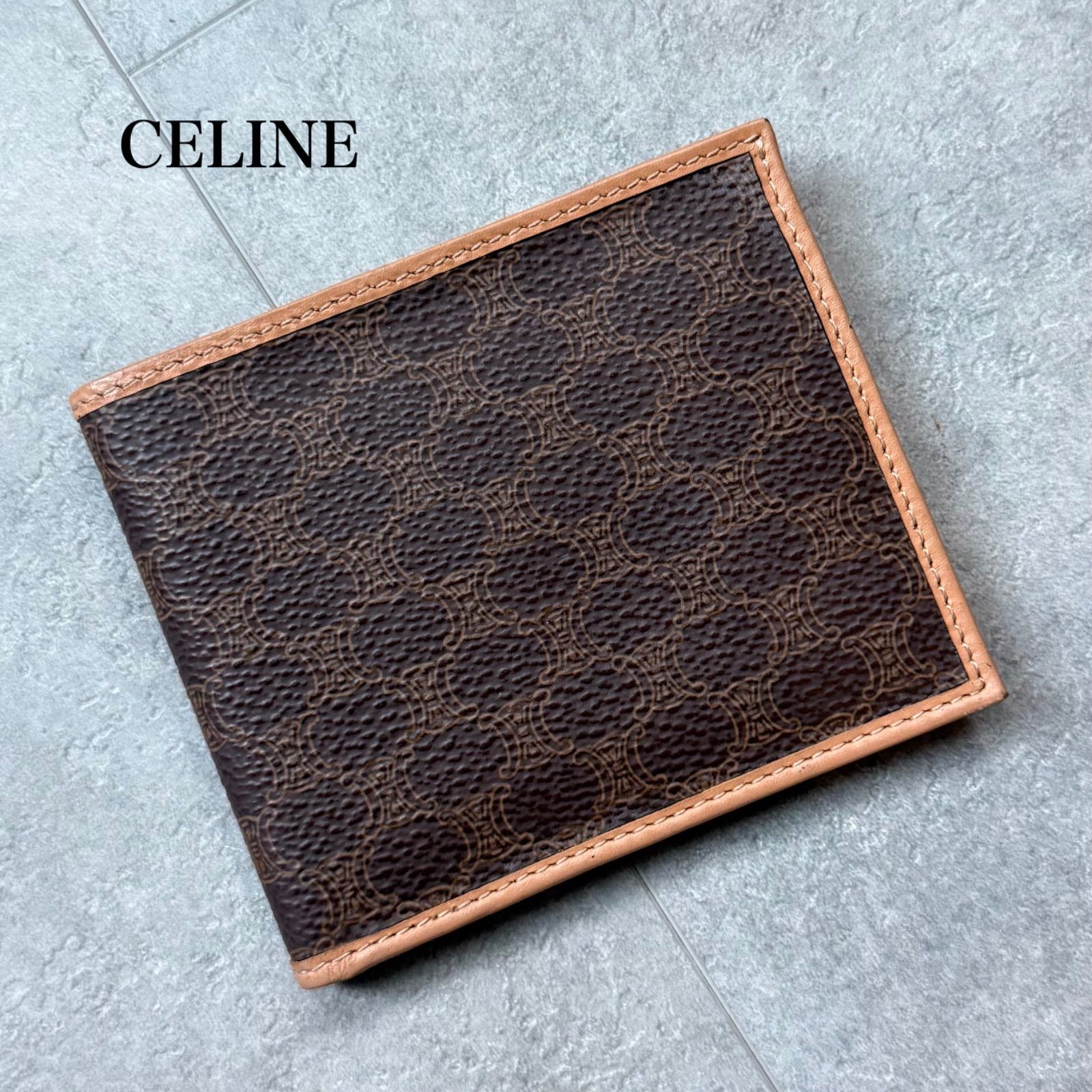極美品 CELINE セリーヌ 二つ折り財布 マカダム柄 トリオンフ ブラウン