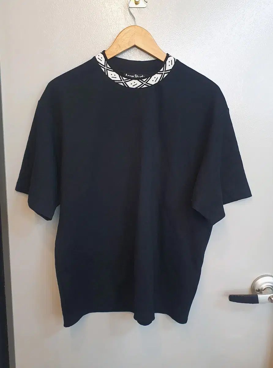 Acne Studios ブラック 半袖 Tシャツ M