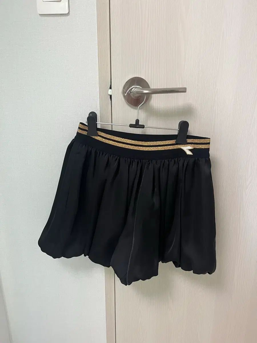 ショート パンツ