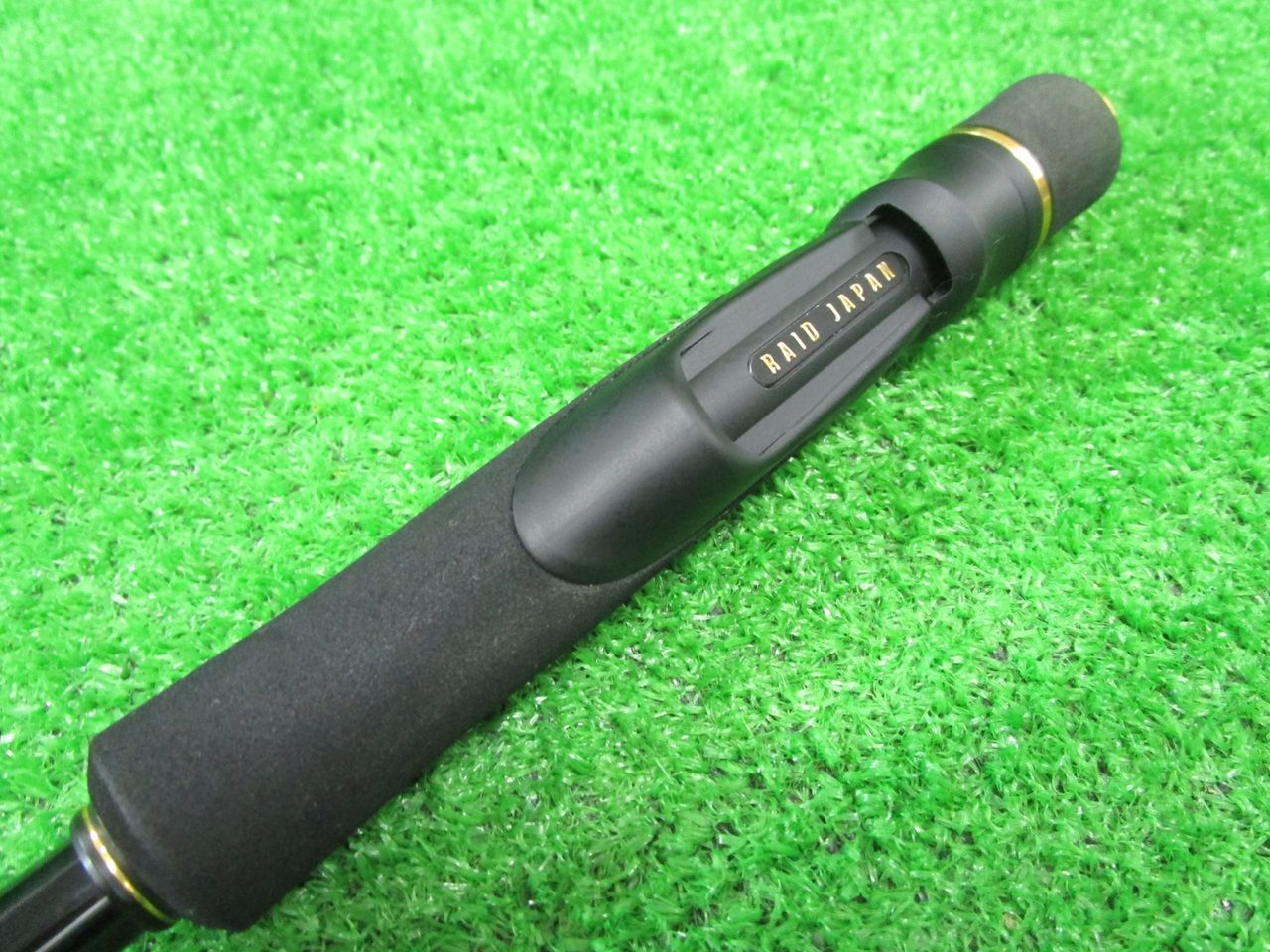 レイドジャパン