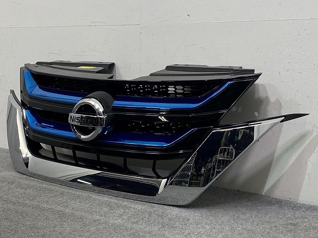 即決有】 日産 セレナ ハイウェイスター C27 前期 純正 フロントグリル