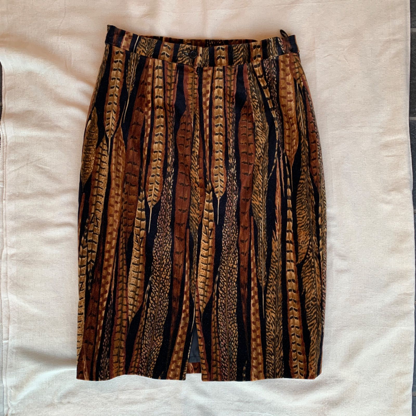 Vintage archive VALENTINO GARAVANI MISS V ベロアデザインスカート ミドル丈 イタリア製