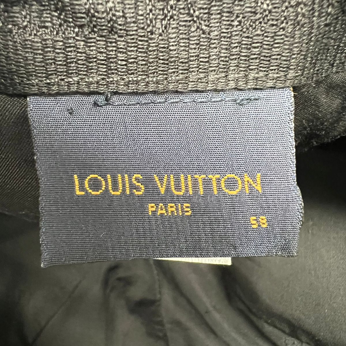 エッセンシャル キャップ