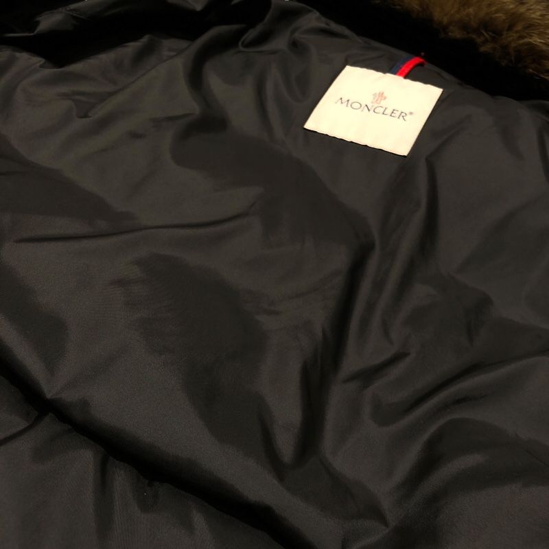  モンクレール MONCLER MARQUE ファー付ダウンジャケット ブラック ナイロン メンズ ダウンジャケット その他 ジャケット アウター