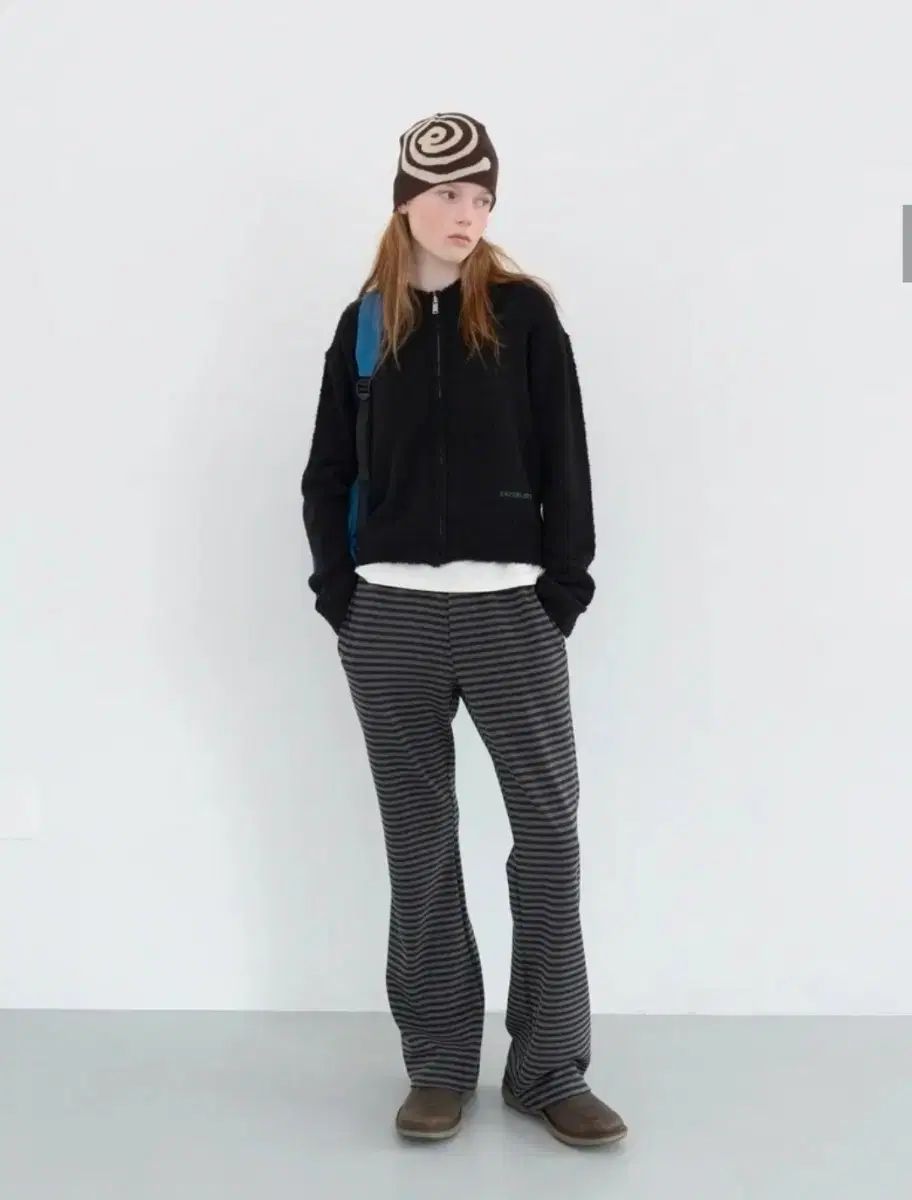 ENZO BLUES エンゾーブルース マイルド ストライプ 밴딩 ISTJ VENDING MACHINE Ver パンツ ブーツカット S ブラック チャコール