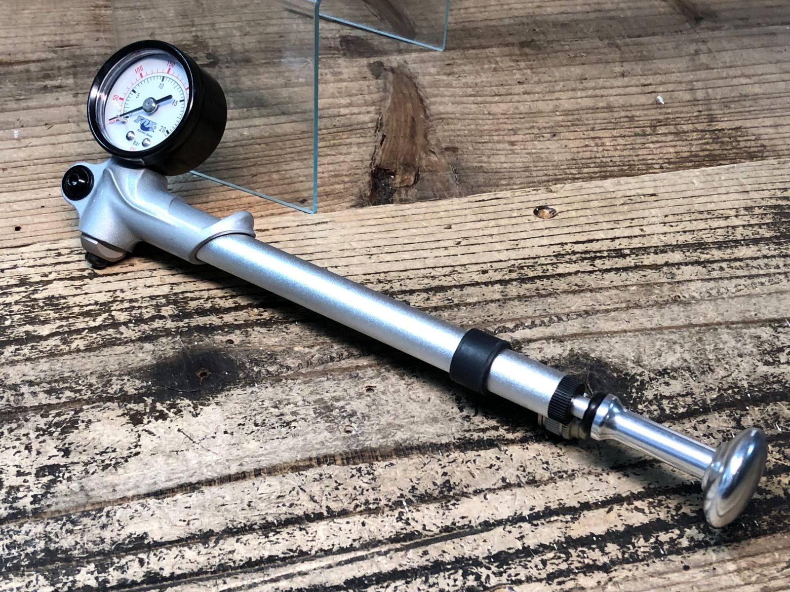 JI576 フォックス FOX サスペンション ポンプ 300psi