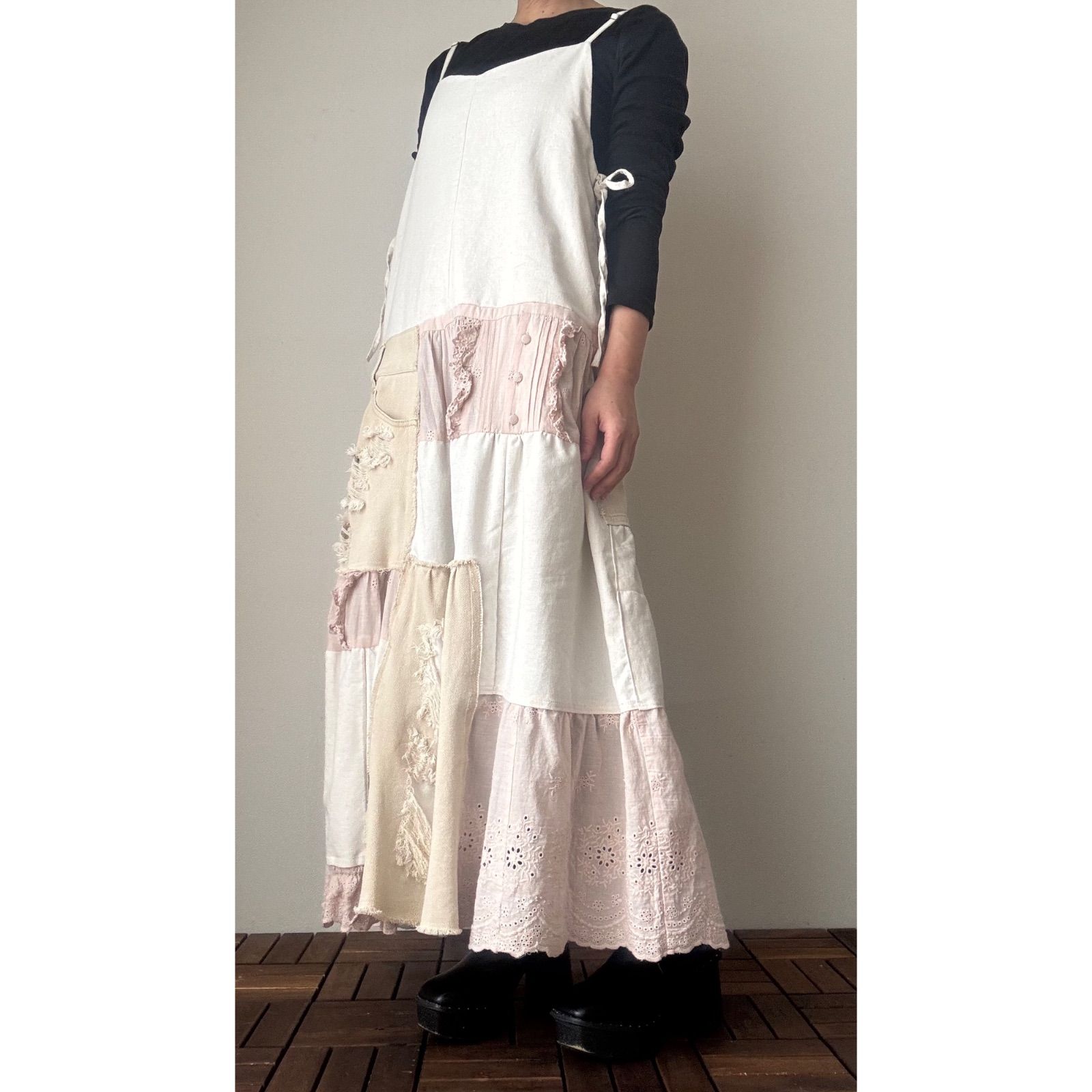 で魅せる 古着リメイクのガーリーなパッチワークキャミワンピース