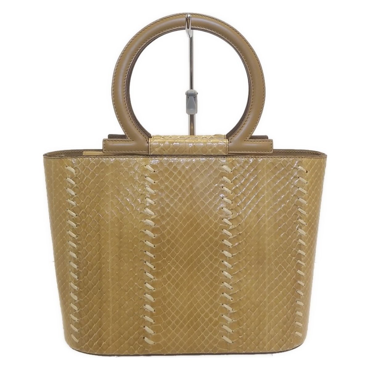 FERRAGAMO/SalvatoreFerragamo(サルバトーレフェラガモ) ハンドバッグ