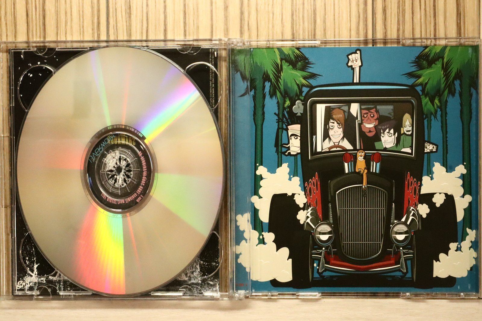 国内盤CD☆UVERworld/ウーバーワールド□ SHAMROCK (初回限定盤)(DVD付