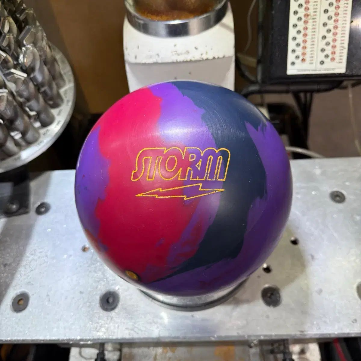 ジコウビ イベント ストーム - ロック イット 15パウンド (公式球