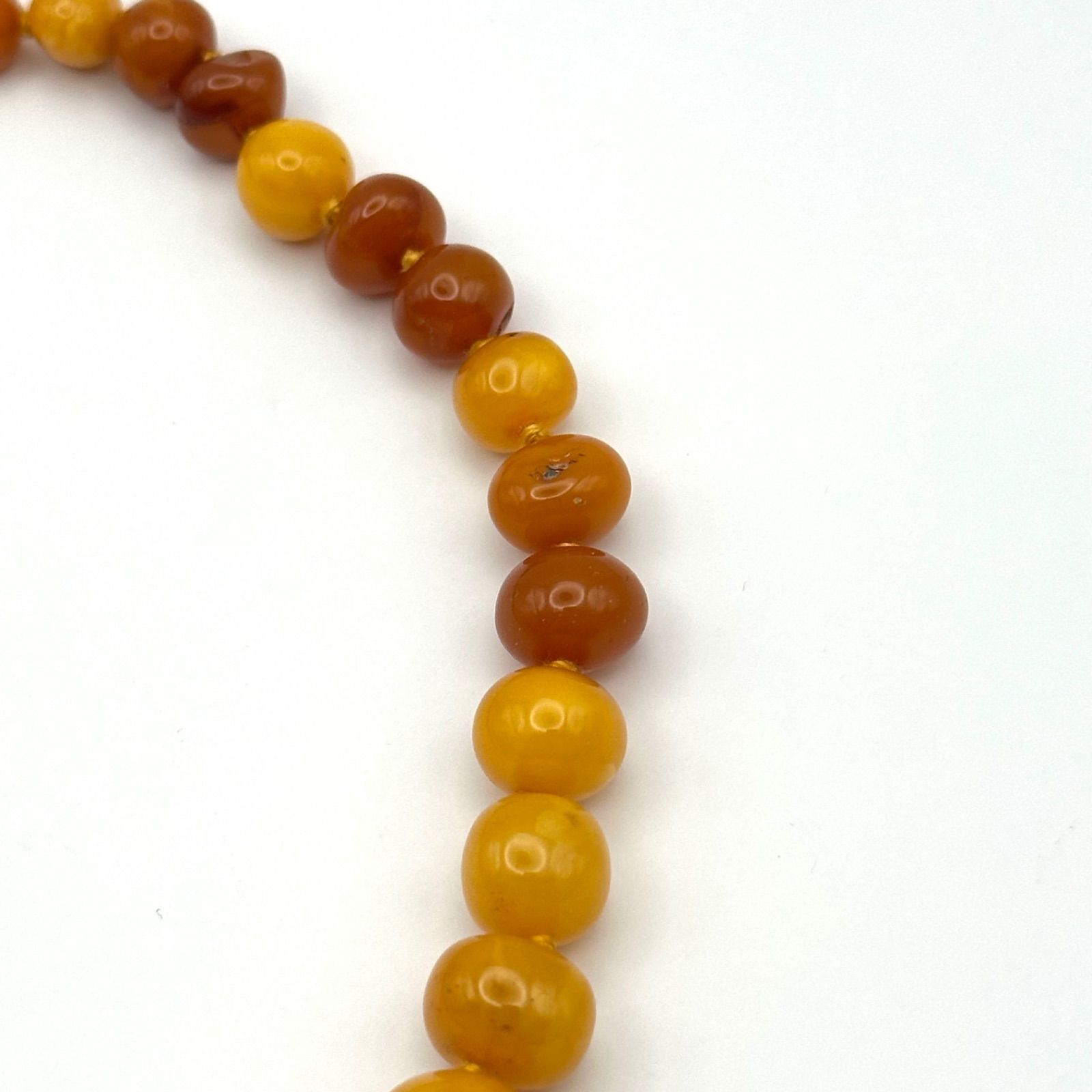 極希少】ロイヤルアンバー ネックレス 蜜蝋琥珀 - メルカリ