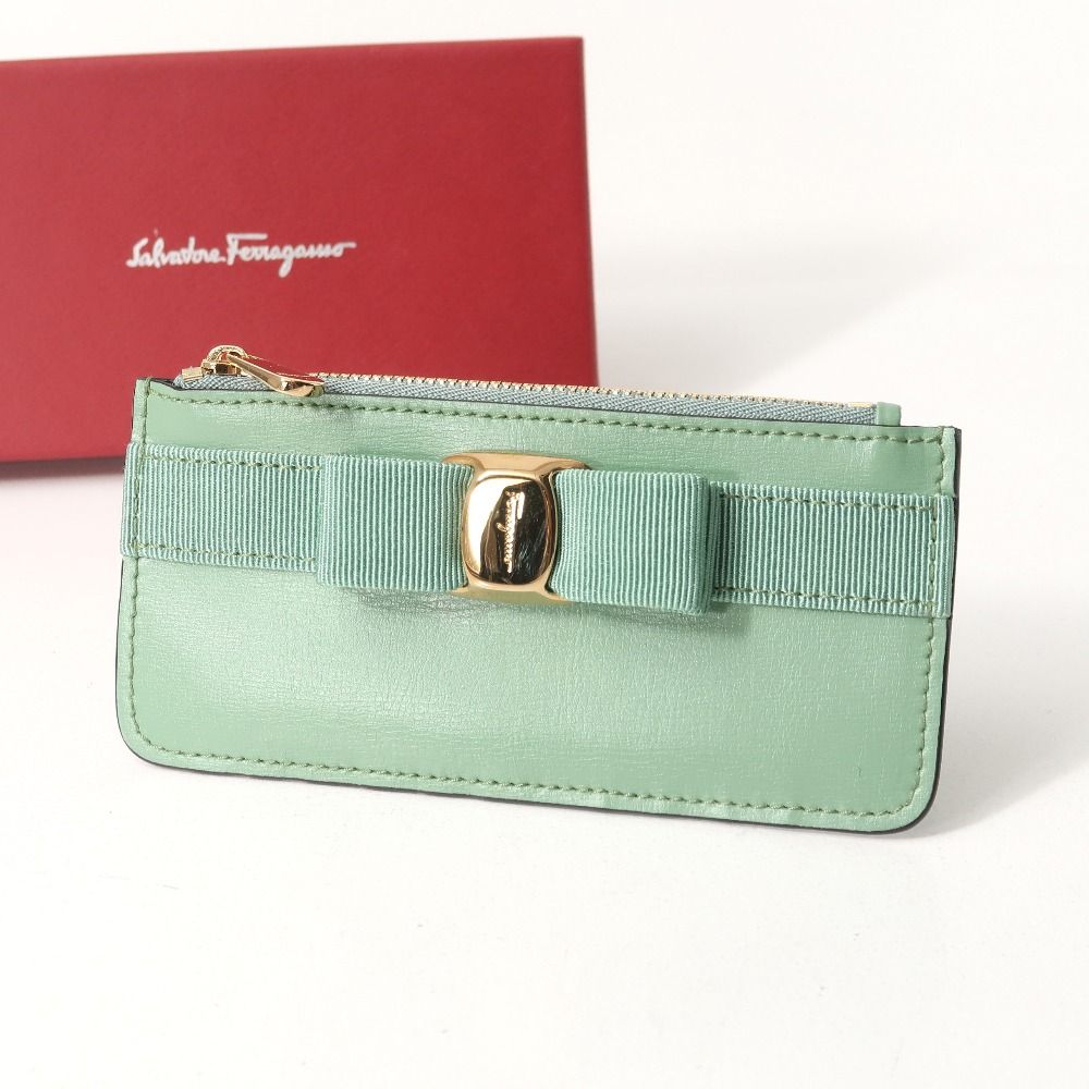 □美品□Salvatore Ferragamo サルヴァトーレフェラガモ 配送 コインケース ヴァラリボン フラグメントケース カードケース レザー  ブランド古着【】20251126/RA6691 サルバトーレ フェラガモ Salvatore Ferragamo コインケース