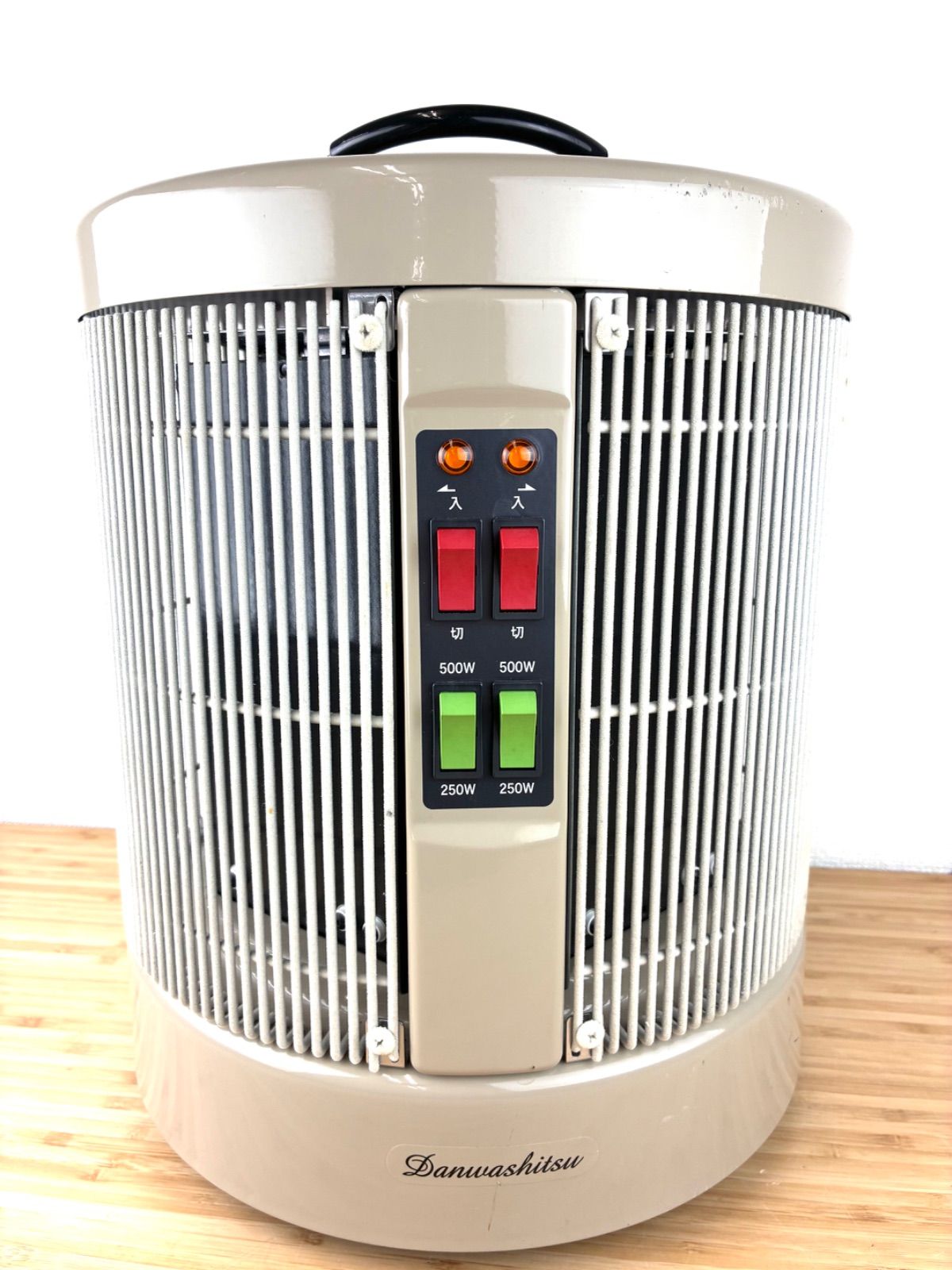 遠赤外線のチカラ 輻射式パネルヒーターDAN 1000 R 16