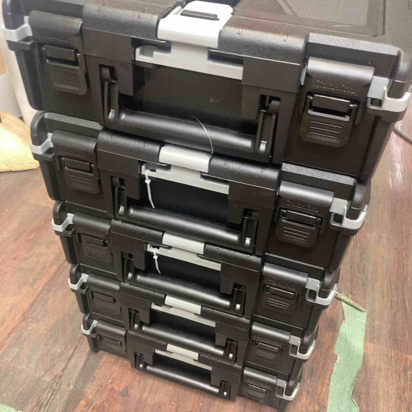 マキタ makita コードレスインパクトドライバー 5台セット オリーブ2台黒3台