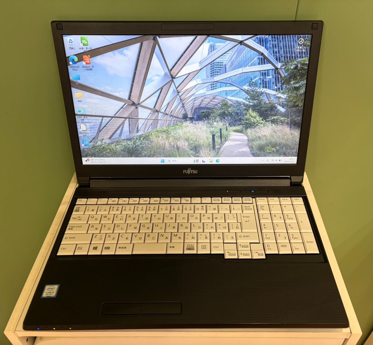 リユースノートパソコン Windows 11 FUJITSU A 579|CX メモリ8 GB 店頭併売中