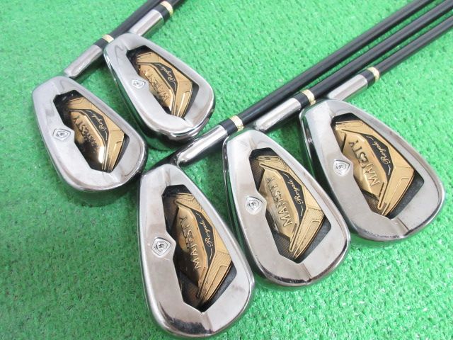 マジェスティ ロイヤル MAJESTY LV-530 アイアンセット 4本 R マジェスティ ロイヤル MAJESTY LV-530 アイアンセット 4本 R