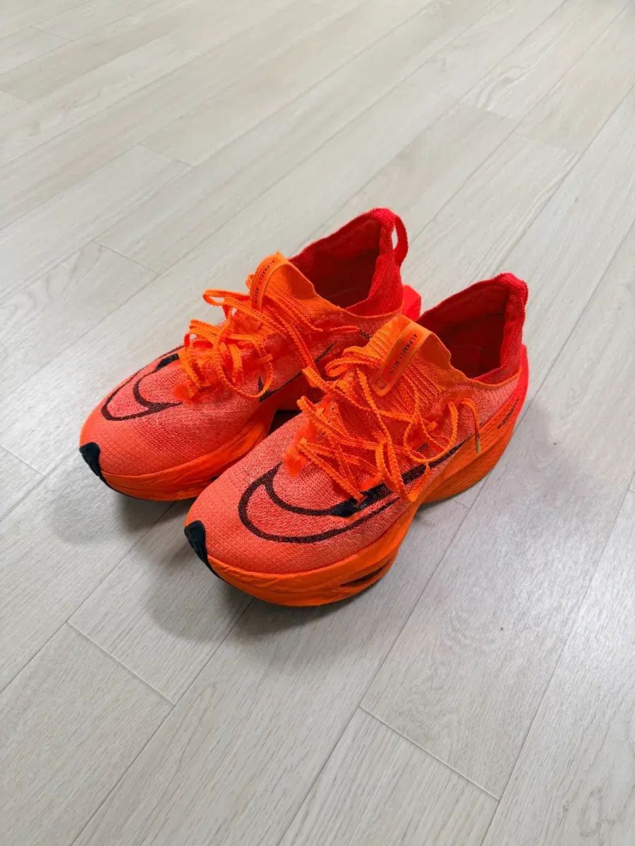 ナイキ エア ズーム アルファフライ ネクスト 2