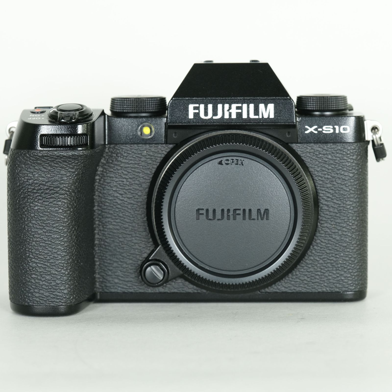 美品 | シャッター数26,676回｜バッテリー2個付] FUJIFILM X-S10
