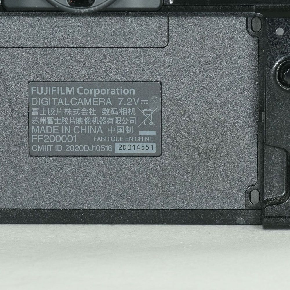 美品 | シャッター数26,676回｜バッテリー2個付] FUJIFILM X-S10