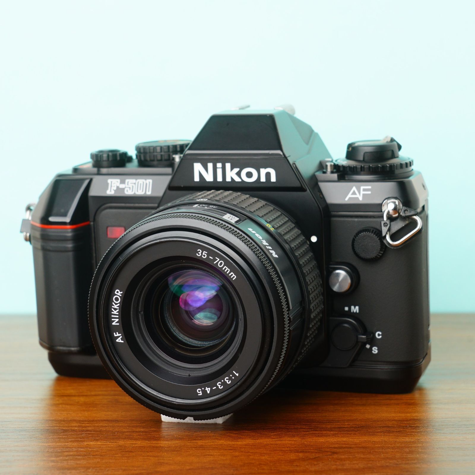 完動品◎ニコン F501 フィルムカメラ AF NIKKOR 35-70mm F3.3-4.5 43
