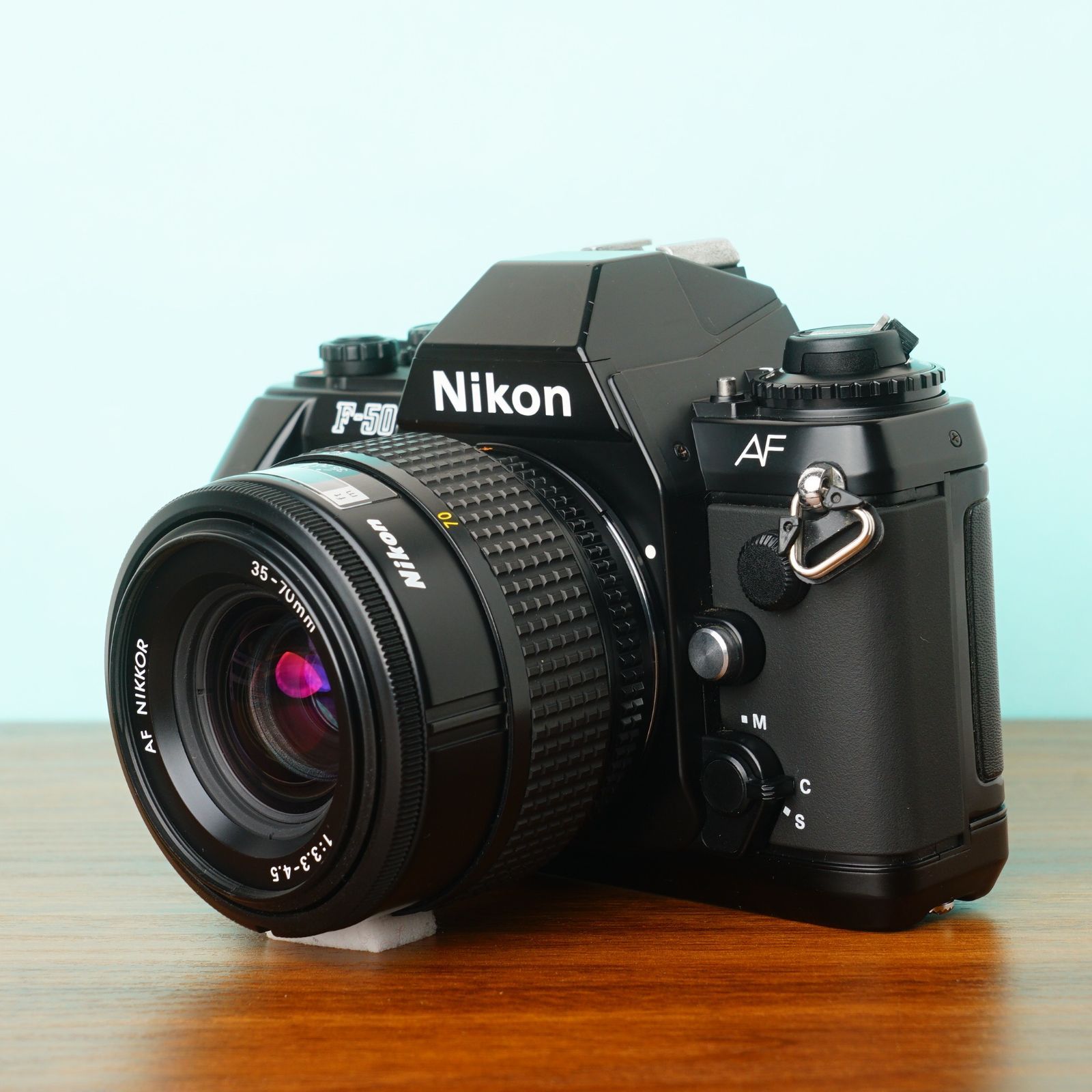 完動品◎ニコン F501 フィルムカメラ AF NIKKOR 35-70mm F3.3-4.5 43