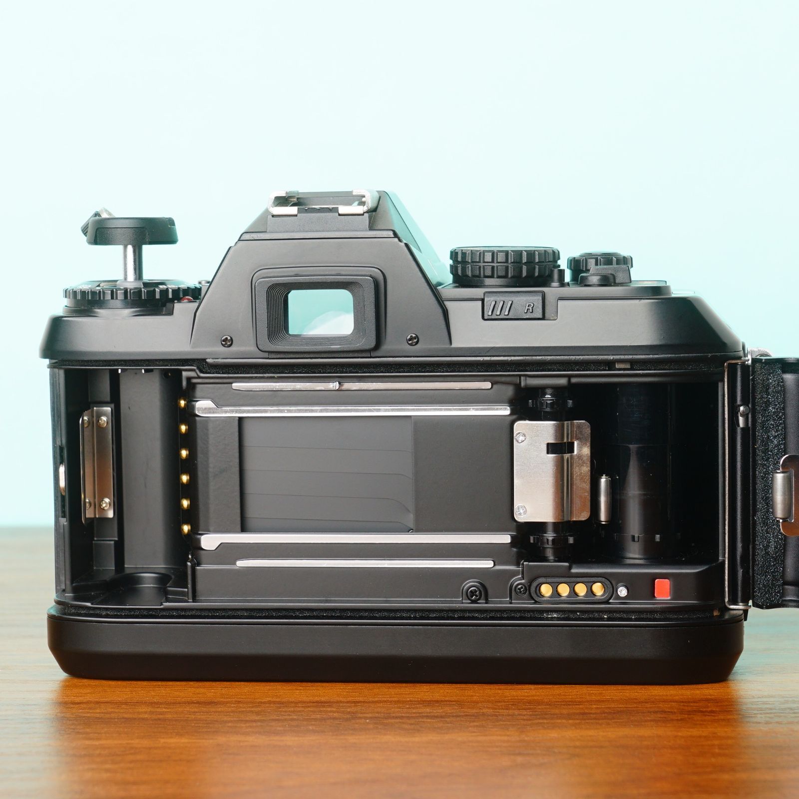 完動品◎ニコン F501 フィルムカメラ AF NIKKOR 35-70mm F3.3-4.5 43