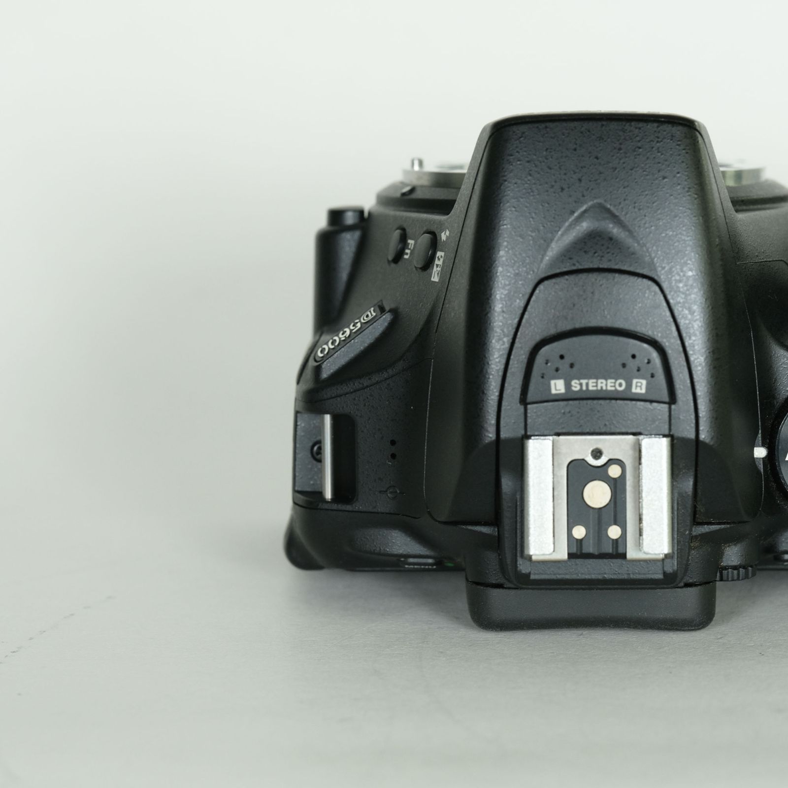 美品 | シャッター数4,530回] Nikon D5600 [ボディ] | Nikon Fマウント