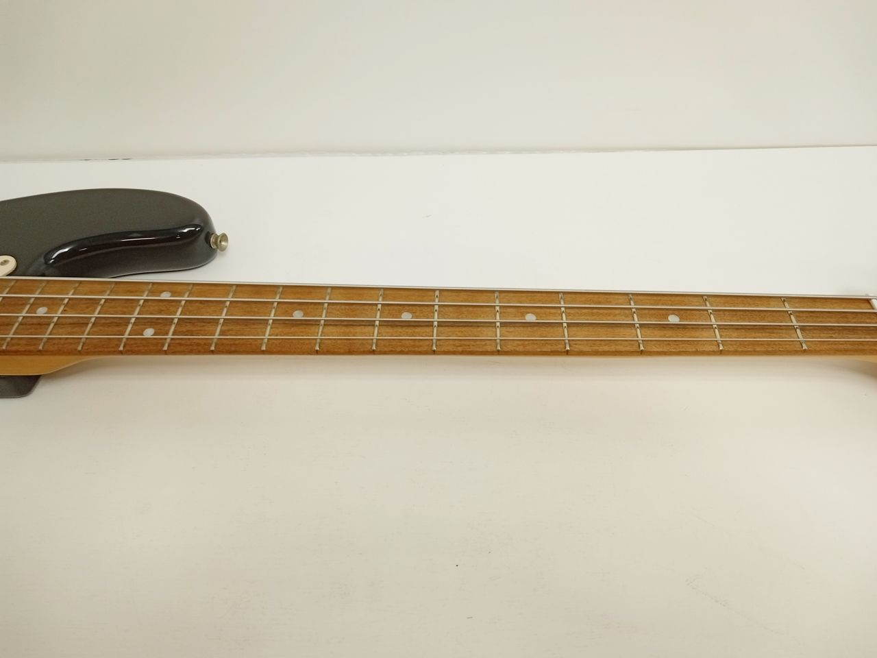 Stewart ステュワート JB ジャズベース モデル 新屋堂ロックイン オリジナルモデル エレキベース 約3.9 kg 本体のみ MKA-6100