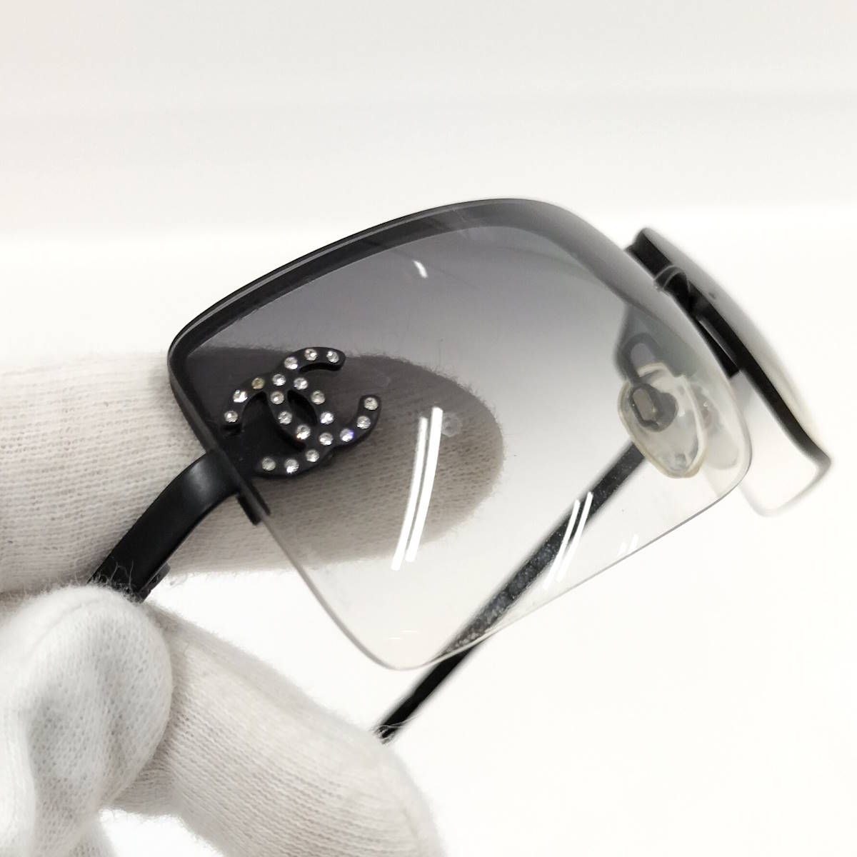 CHANEL サングラス ココマーク ラインストーン ブラック系4104-B