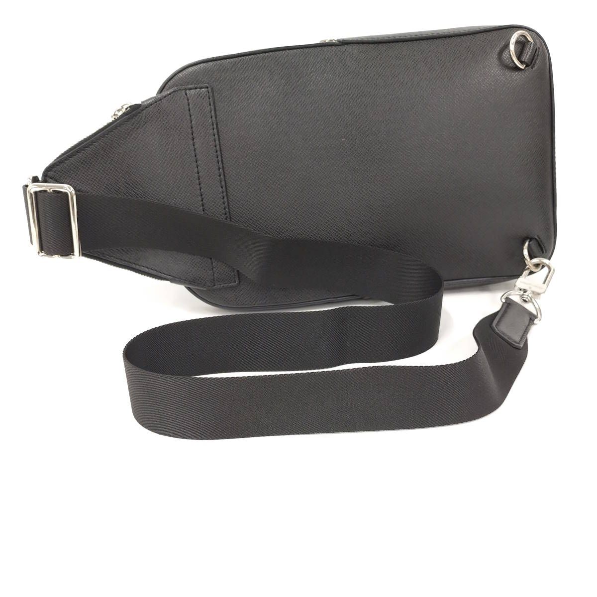 LOUIS VUITTON タイガ アヴェニュースリングバッグ M30863 - メルカリ