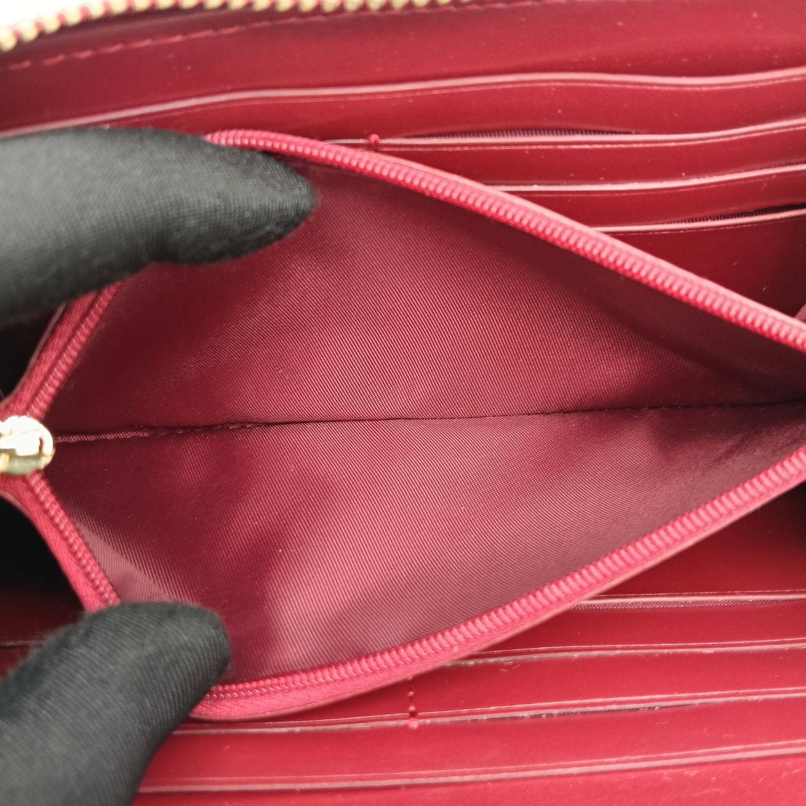 COACH　コーチ　長財布　シグネチャー　花柄　F76871　ラウンドファスナー COACH コーチ 長財布 シグネチャー 花柄 F76871 ラウンドファスナー