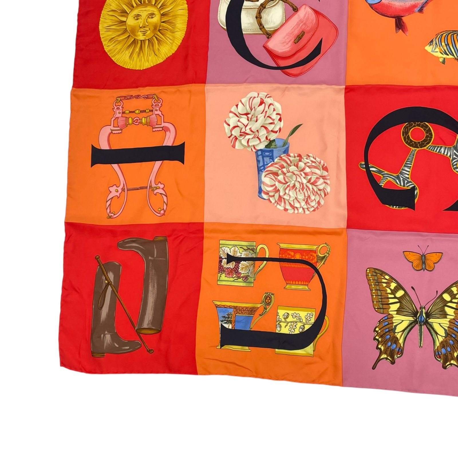 極美品 GUCCI グッチ ヴィンテージスカーフ ロゴ×魚×靴×食器×蝶×ホース
