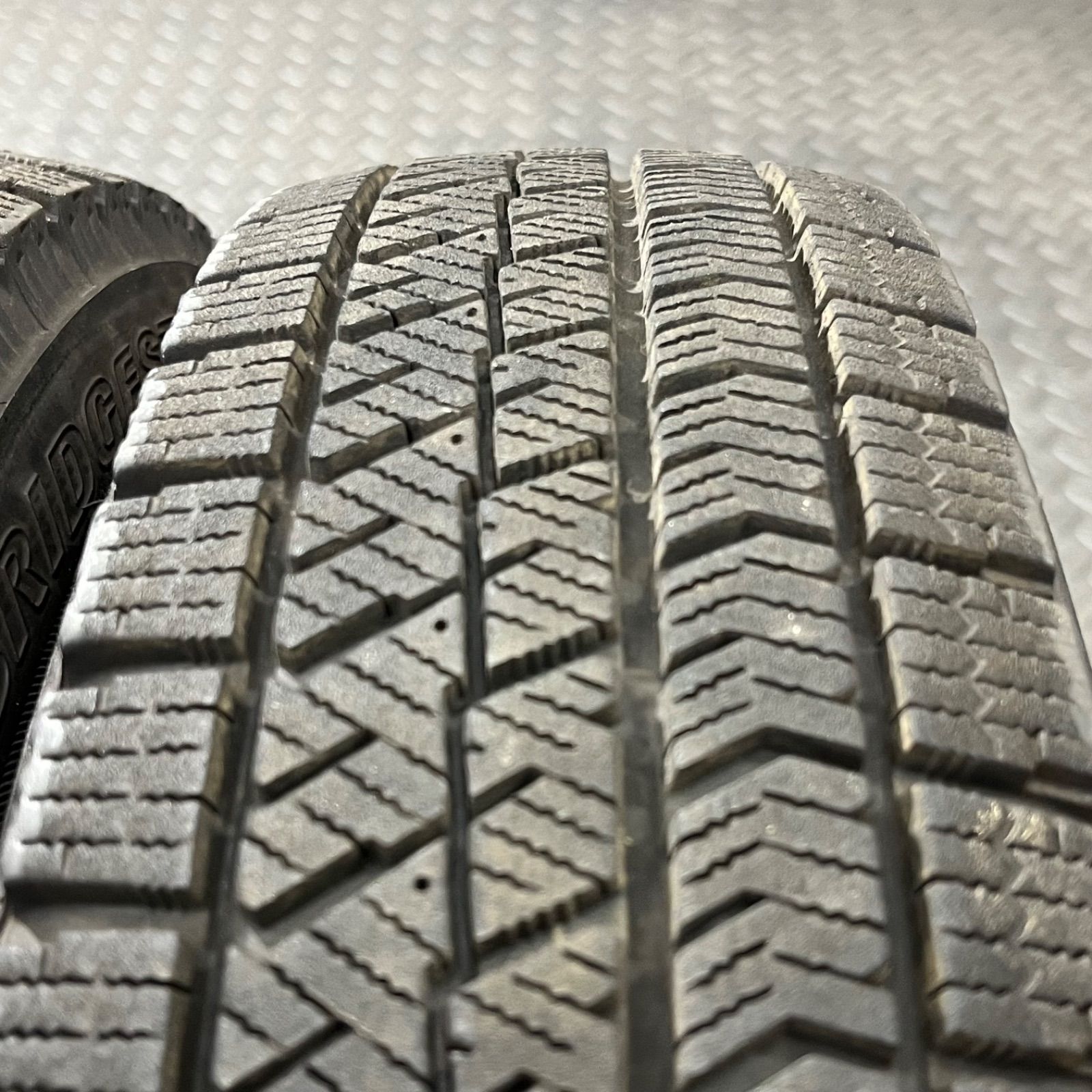 ブリヂストン ブリザックVRX