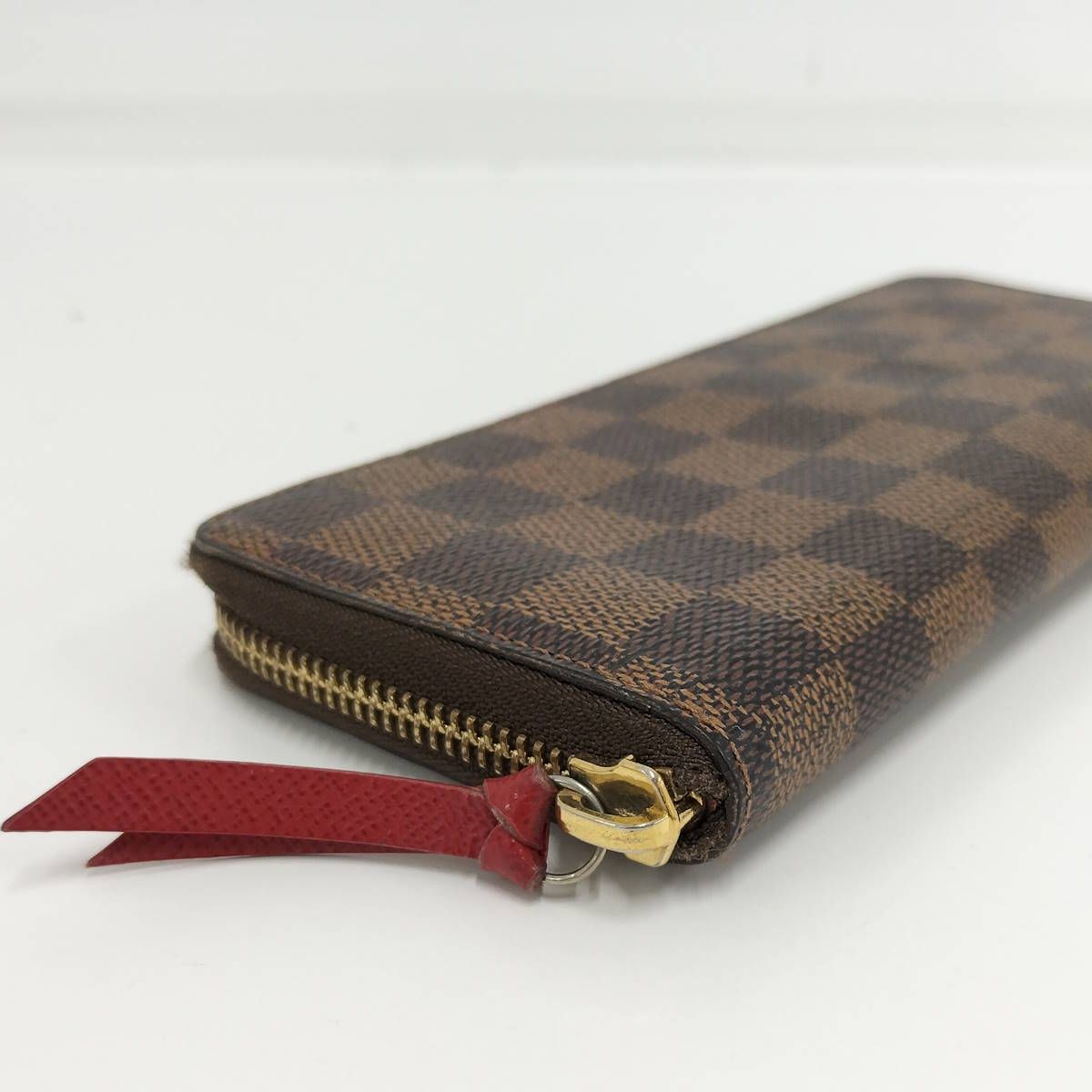 LOUIS VUITTON ポルトフォイユ クレマンス ラウンドファスナー長財布