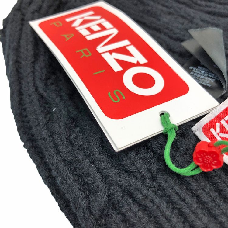 刺繍ロゴ ニット