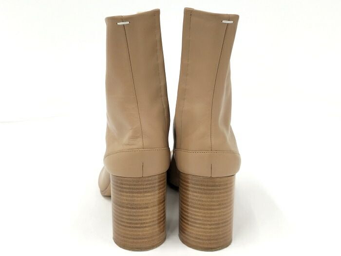  Maison Margiela ショートブーツ TABI タビ レザー ベージュ 表記サイズ40 その他 ブーツ