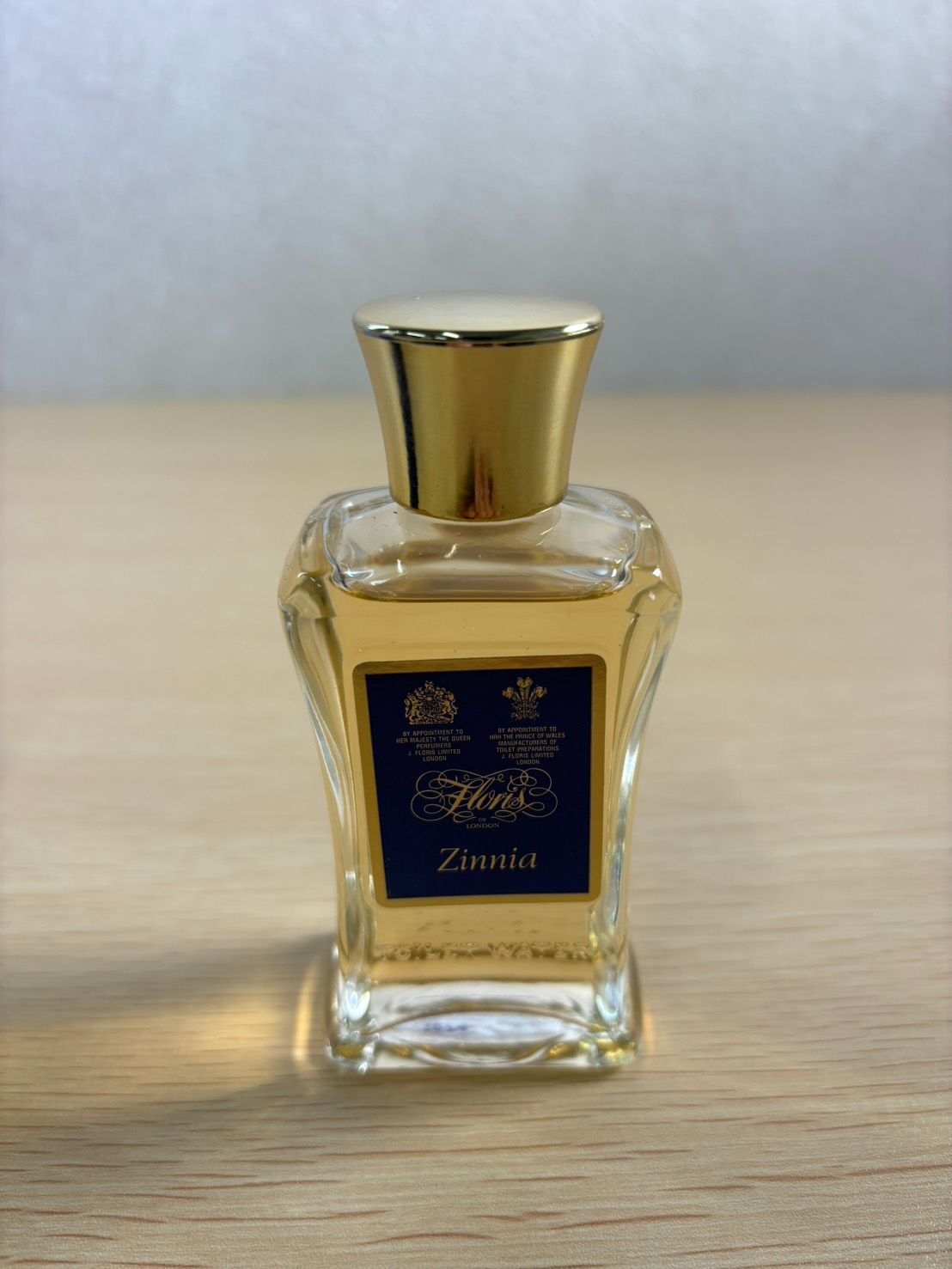 FLORIS Zinnia フローリスジニア　香水 トワレ 廃盤美品FLORIS Zinnia フローリスジニア オードトワレ - メルカリ