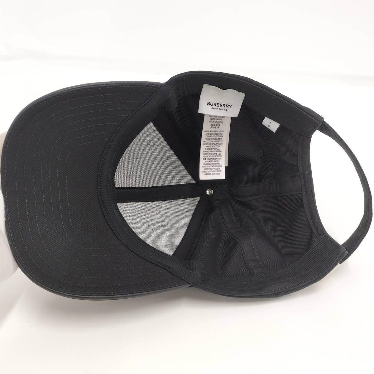 ベースボールキャップ