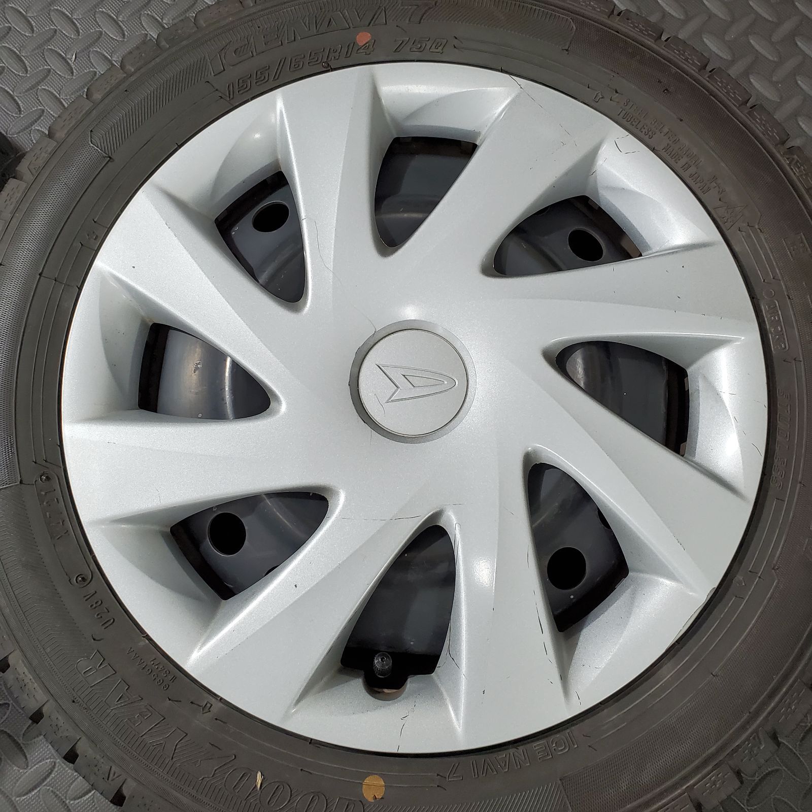 21年製 155/65R14 グッドイヤー アイスナビ7 ダイハツ ミラ ムーヴ