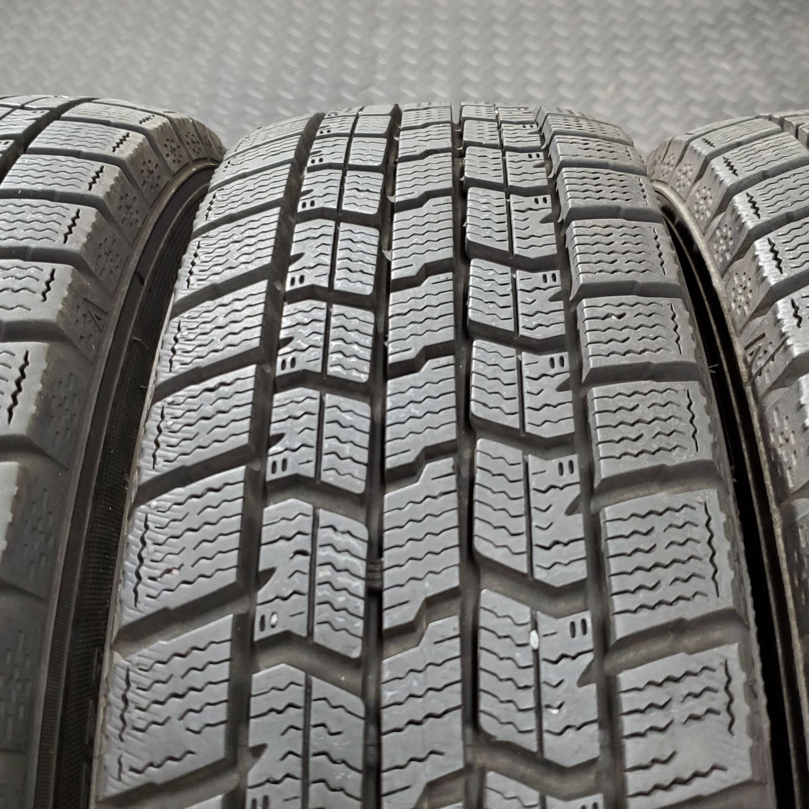 グッドイヤー アイスナビ7