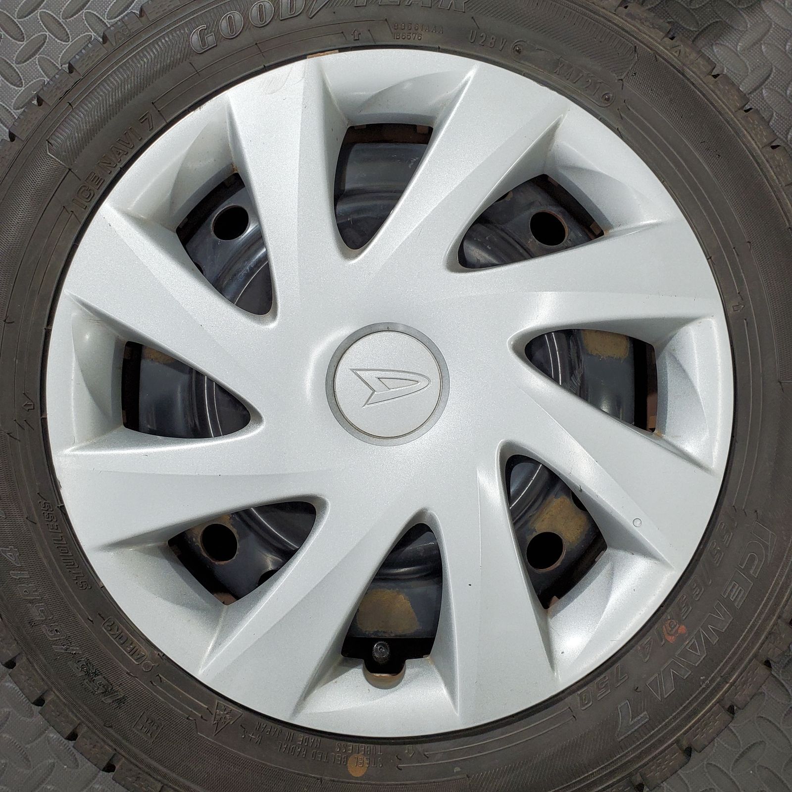 21年製 155/65R14 グッドイヤー アイスナビ7 ダイハツ ミラ ムーヴ