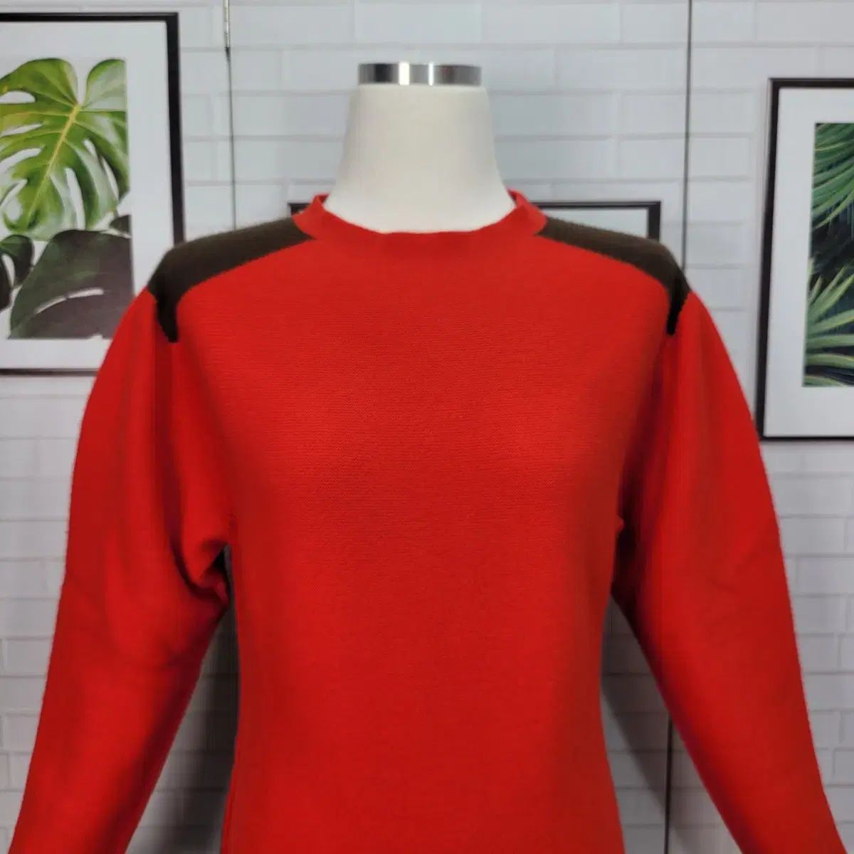 The TIME レッド ウール 長袖 ONE PIECE ほぼ F 90 サイズ