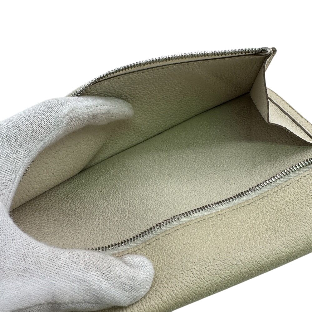 長財布 アイボリー