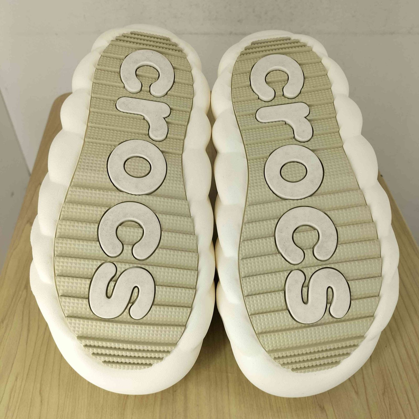 クロックス crocs
