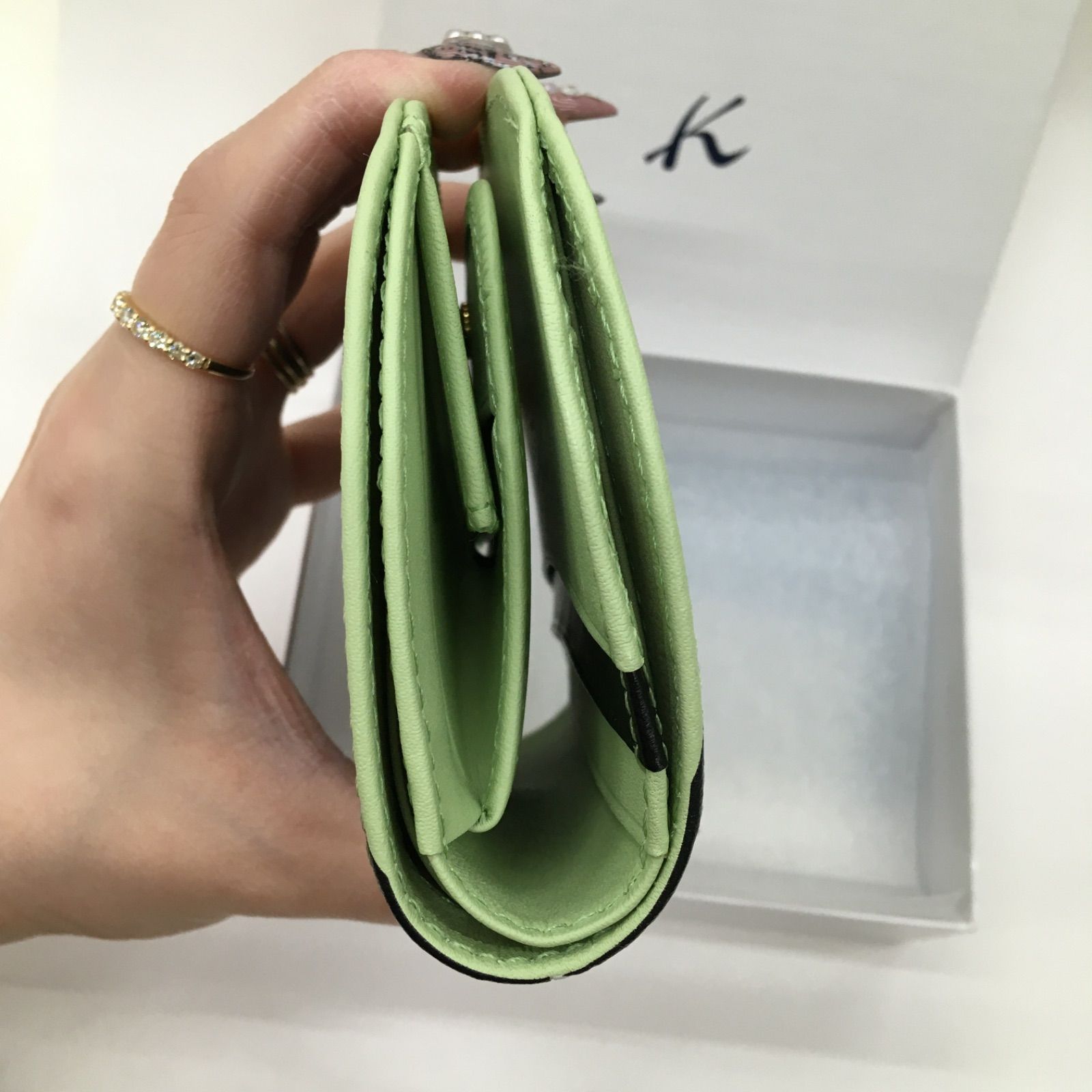 41A008 キタムラ Suica ペンギン 財布 二つ折り財布 - メルカリ