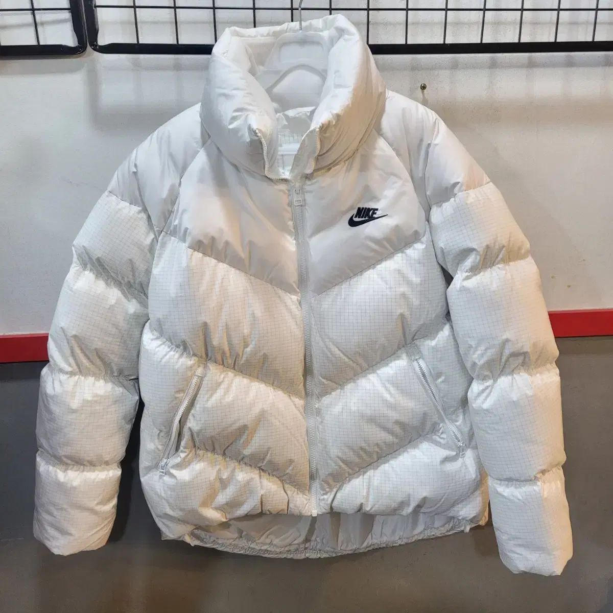 NIKE WIND PUFFER THERMA-FIT ダックダウン クロップドダウン