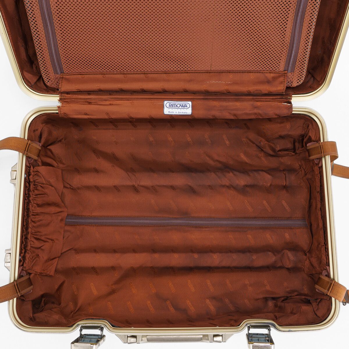 RIMOWA リモワ TOPAS トパーズ 35L 機内持ち込み 2輪 TSAロックベルト