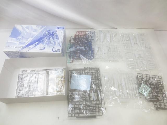 未組立 プラモデル RG 1 144 ウイングガンダム ゼロ EW＆ドライツバーク チタニウムフィニッシュ