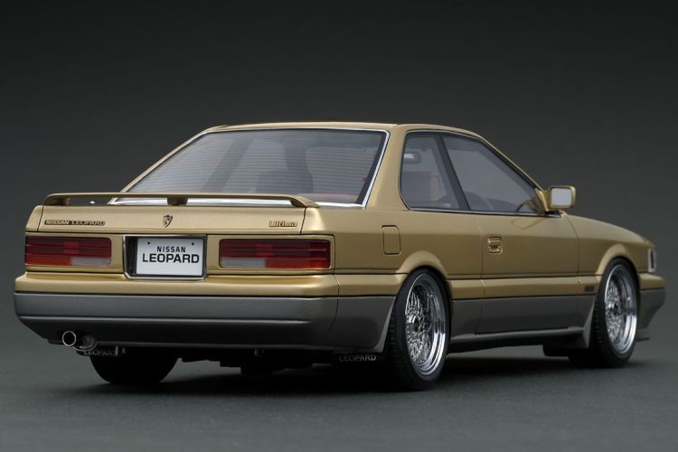 イグニッションモデル 1/18 日産 レパード アルティマ V30TWINCAM